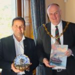 mayors with gifts